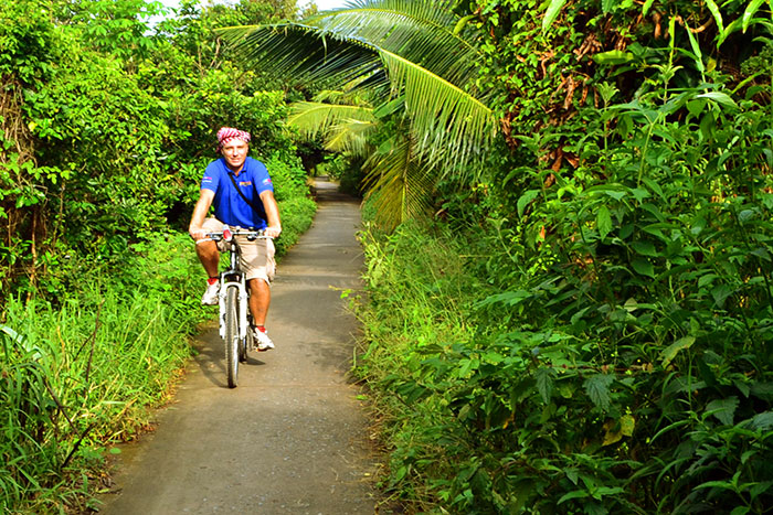 top 10 activites mekong delta cycling